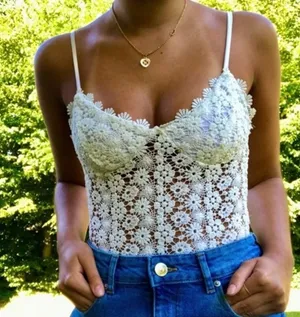 H & M Dusty Rose Crochet Lace Scalloped Edge Teddy Bodysuit ~ Women's Size LARGE thumbnail 1