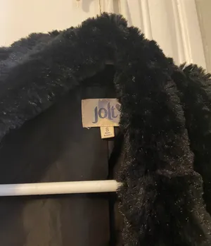 Black Fur Vest  thumbnail 10