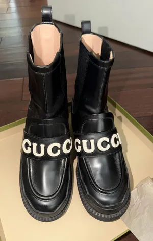 Gucci Boots Black Leather  thumbnail 1