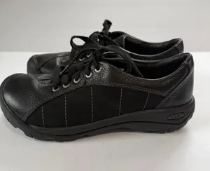 Keen Men's Black Leather Lace-Up Casual Sneakers thumbnail 1