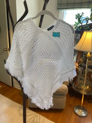 White poncho with matching fringe one size thumbnail 8