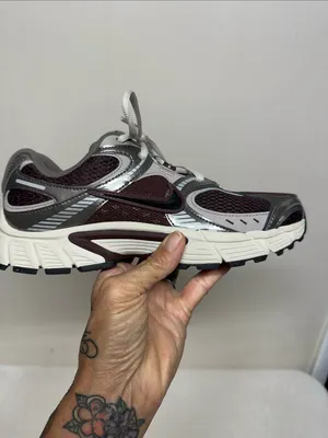 Nike V5 RNR Athletic - Burgundy and Gray Mens Shoe’s thumbnail 2