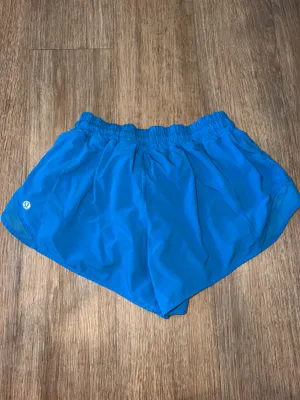 Lululemon Hotty Hot Shorts 2.5" thumbnail 2