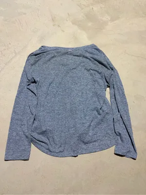 Victoria’s Secret Heather Blue Long-Sleeve pajama Top XS thumbnail 9