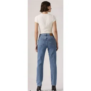 501® Original Fit Women's Jeans 90's Size 25 By 32 Medium Wash Premium Denim thumbnail 2