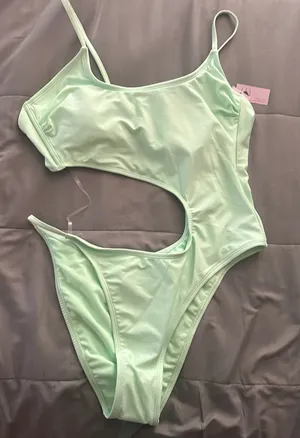 Green Size L thumbnail 1