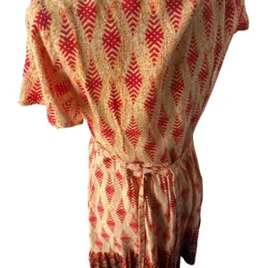 Zesica multicoloured wrap dress with V-neck and short sleeves thumbnail 6