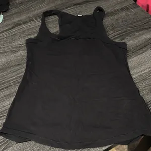 Lululemon Black Women's Tank Top size 6 thumbnail 1