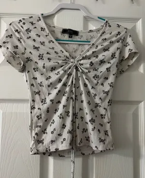 Floral Ribbed Tie Front Top Medium Cottagecore Fairycore Boho thumbnail 1