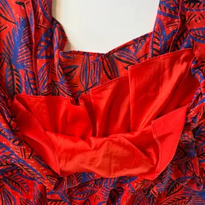 Alexis x Target Red Tropical Leaf Dress Women’s Medium NWT Asymmetrical Hem Boho thumbnail 8