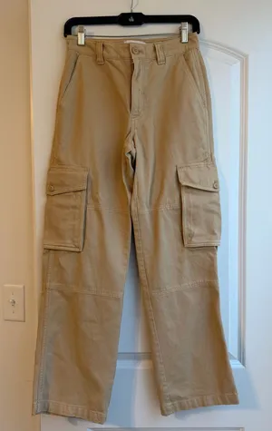 Aritzia Cargo Pants TNA thumbnail 1