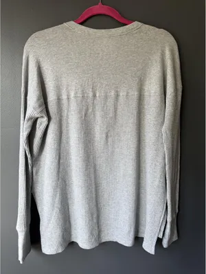 OFFLINE by Aerie Gray Ribbed Henley Long Sleeve Top XS Petite thumbnail 3
