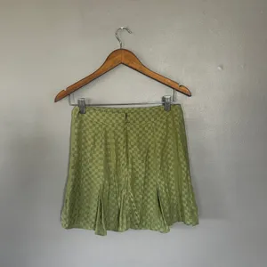 Le Lis Sage Green Checker Print Mini Skirt Size Medium Y2K Coquette thumbnail 2