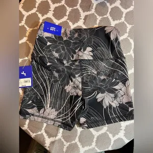 JoyLab NWT Floral Active Shorts activewear athleisure bike gym workout summer thumbnail 6