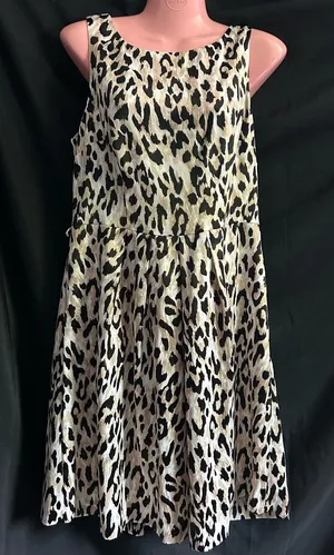 White House Black Market Women’s Leopard Print Sleeveless A-Line Dress SZ 8 thumbnail 1