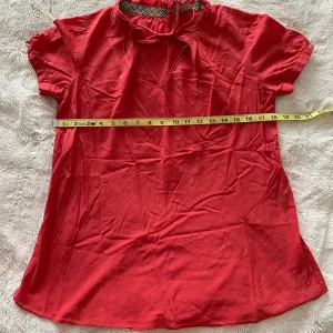 Women’s Burberry London Blue Label Japan Coral Eyelet Red Prairie Blouse 38 thumbnail 4