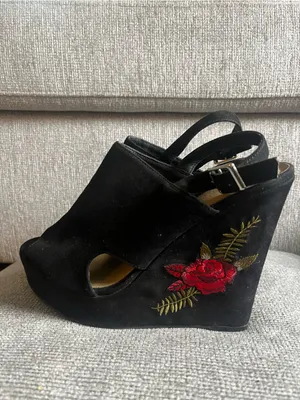 Chinese Laundry Black Suede Open-Toe Platform Slingbacks thumbnail 2
