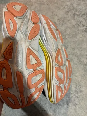 Hoka shoes thumbnail 2