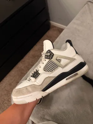 Nike Jordans  thumbnail 4