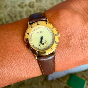 Ladies GUCCI wristwatch 💛🤎🤍💛 thumbnail 10