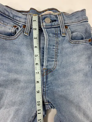 Levis‎ Wedgie Straight Leg Jeans Size 24 Light Wash Distressed High Rise Denim thumbnail 6