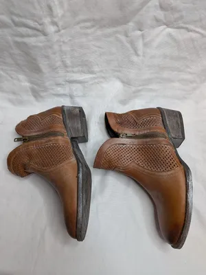 Sterling River Womens Perforated Leather Ankle Boots Brown Size 8.5 thumbnail 8