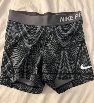 Nike Shorts thumbnail 1