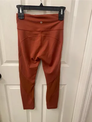 lululemon athletica High-Rise Capri Leggings in Rust thumbnail 6