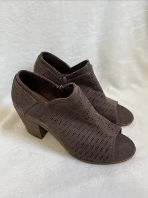 Hocus Pocus Women's Suede Open thumbnail 2
