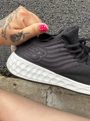 New Balance Black Running Shoes Women’s 8.5 Athletic thumbnail 9