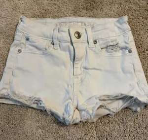 American Eagle White Shorts thumbnail 1