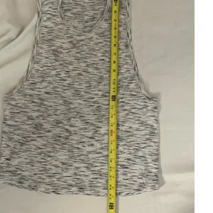 Lululemon Grey tank‎ thumbnail 5