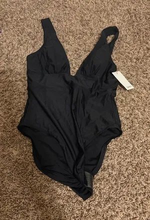 Quince Italian Plunge One-Piece Swimsuit Medium Black NEW NWT Polyamide Neutral thumbnail 1