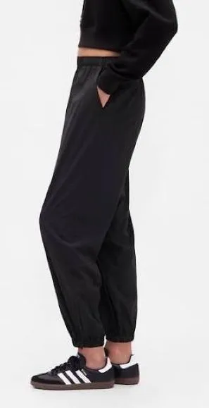 Gap Joggers thumbnail 1