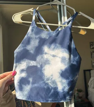 Old Navy Activewear Tank thumbnail 1