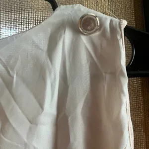 Stylish Cream Pleated Dress Size 6 thumbnail 5