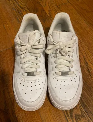 Nike Air Force 1 Shoes thumbnail 1