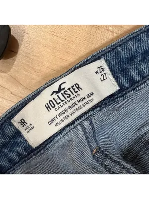 Hollister Curvy High Rise Mom Jeans Patchwork Denim Two Tone Blue Size 26 NWOT thumbnail 6
