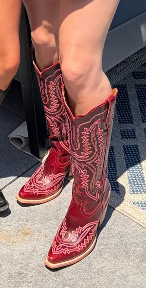 Ariat Cowboy Women’s Boots thumbnail 1