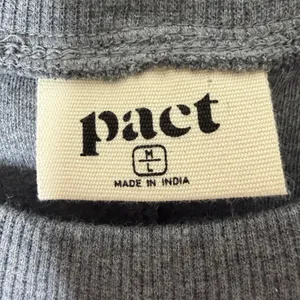 Pact Organic Cotton Long Sleeve Oversized T-Shirt Gray M/L Crew Neck Seam Detail thumbnail 4