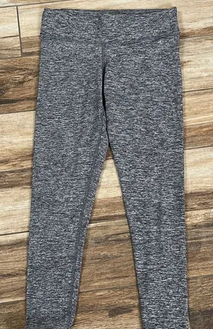 Pink Victoria’s Secret gray ultimate yoga leggings thumbnail 1