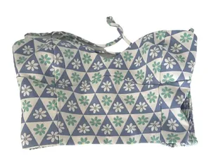Zara blue & white daisy top EUC thumbnail 1