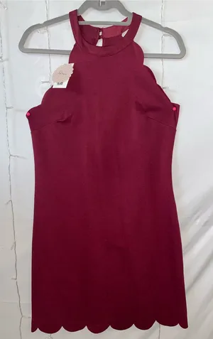 Soprano Scalloped-Hem Mini Dress in Burgundy thumbnail 1