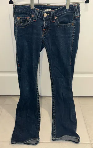 Women’s Blue True Religion Jeans In Size 27 thumbnail 1