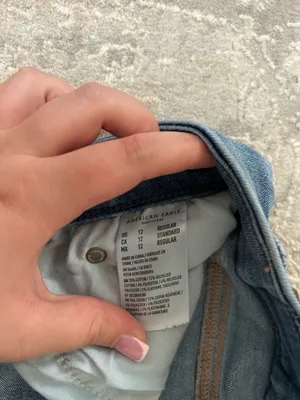 American Eagle Jeans thumbnail 3