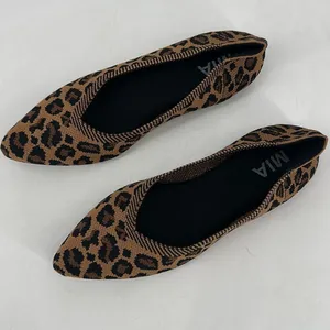 NWOT Mia Women's 1889‎ Animal Print Pointed Toe Ballet Flats Brown Size 6.5 thumbnail 2