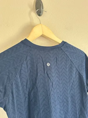Lululemon Swiftly Pointelle Cropped Short Sleeve Tee SZ 12 NEW WT Retail $68 thumbnail 4