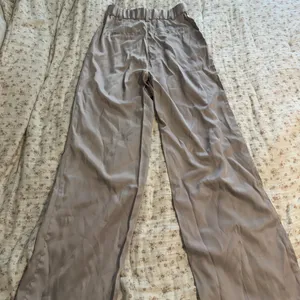 H&M High-Waist Wide Leg Satin Pants in Taupe thumbnail 4
