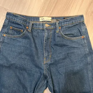 ZARA Women‎ Blue Jeans thumbnail 4