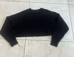 NEW Spyder Active Black Cropped Sweatshirt Size Medium thumbnail 1
